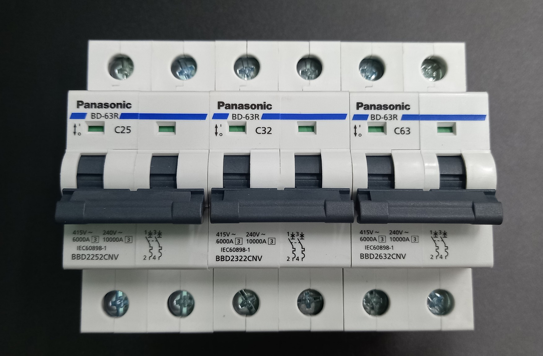 Cầu Dao Điện MCB MCCB CONTACTOR